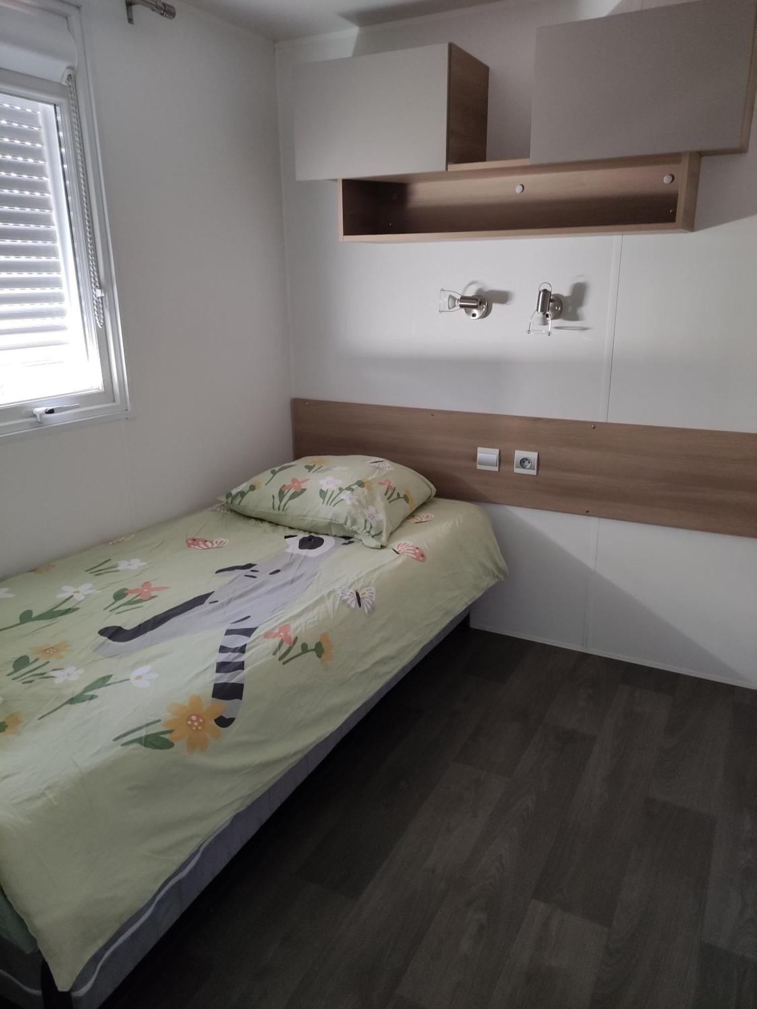 Mobil-home 6/8 Personnes Au Domaine De Kerlann,